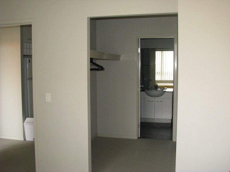 22/2 Geraldton Drive, Varsity Lakes QLD 4227