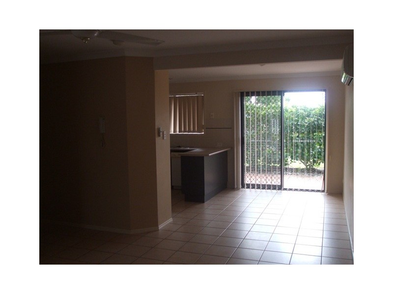 25 / 25 Buckingham Place, Eight Mile Plains QLD 4113