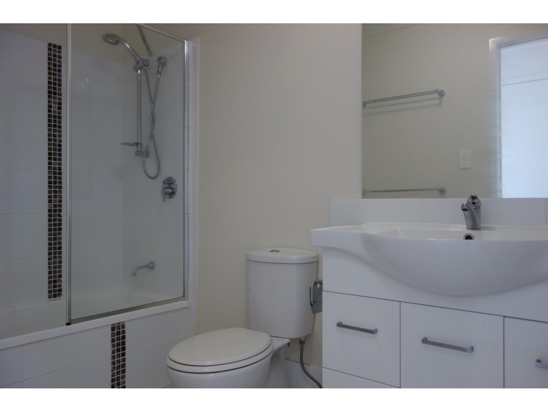 104 / 2 Diamantina Road, Calamvale QLD 4116