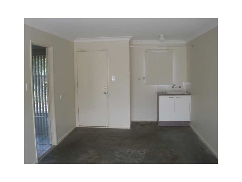 210 Government Road, Forest Lake QLD 4078