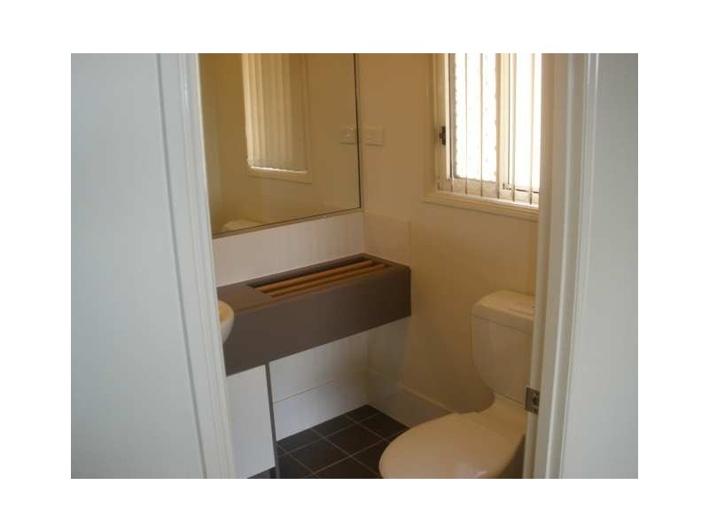 210 Government Road, Forest Lake QLD 4078