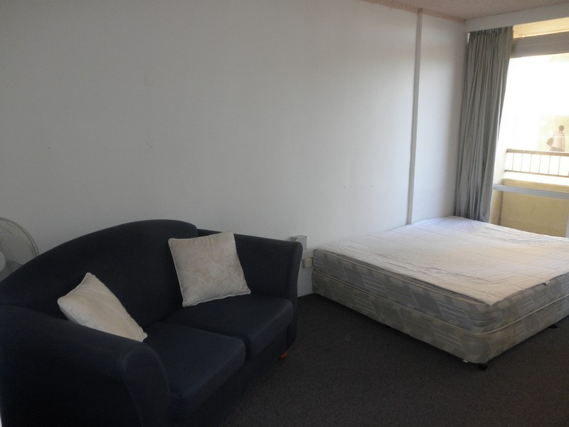 205 / 2 Barney Street, Southport QLD 4215