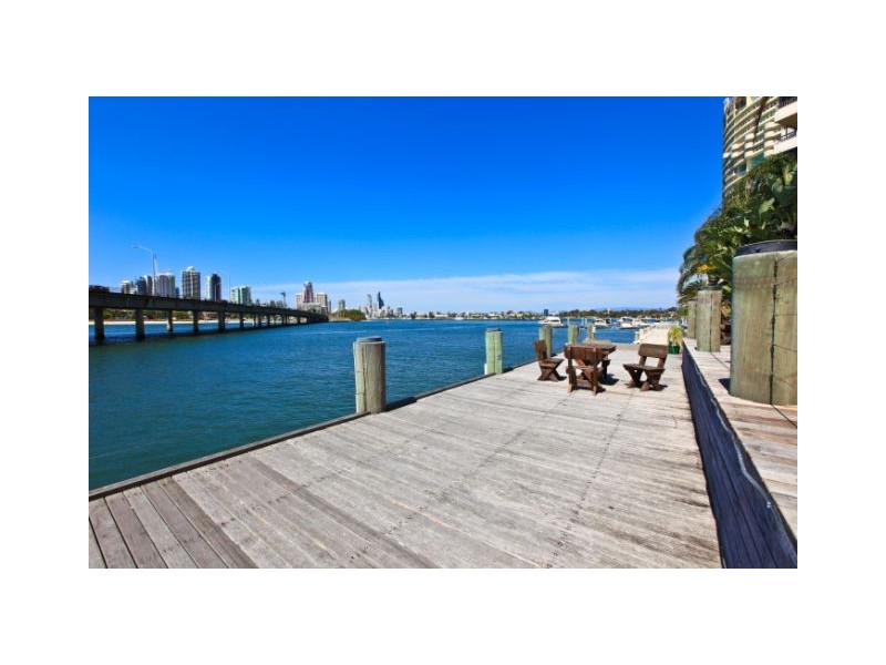 205 / 2 Barney Street, Southport QLD 4215