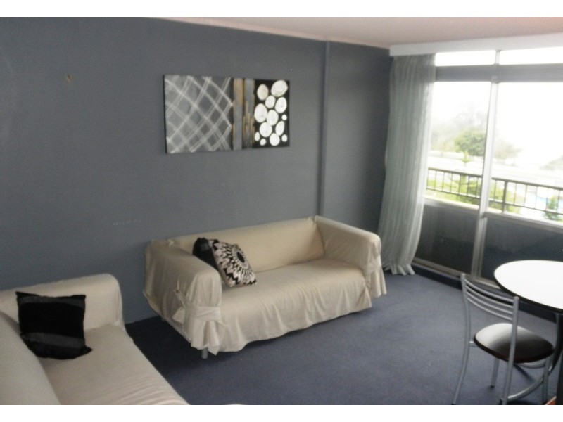 409 / 2 Barney Street, Southport QLD 4215