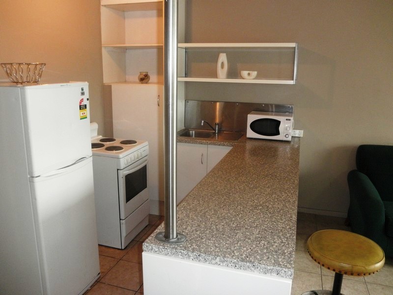 211 / 2  Barney Street, Southport QLD 4215