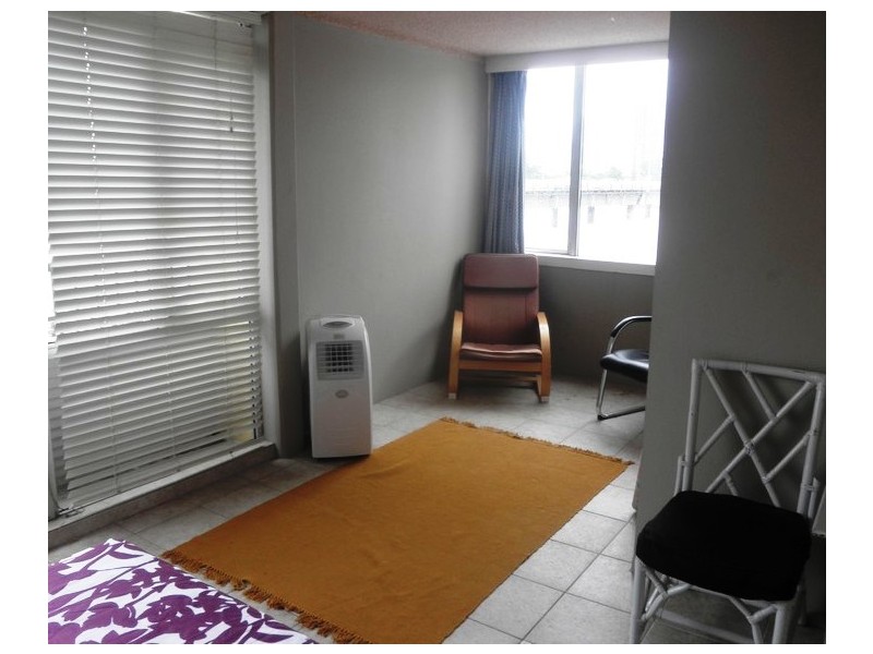 211 / 2  Barney Street, Southport QLD 4215