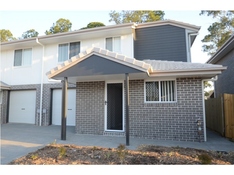 37 Mt Lindesay Highway, Park Ridge QLD 4125