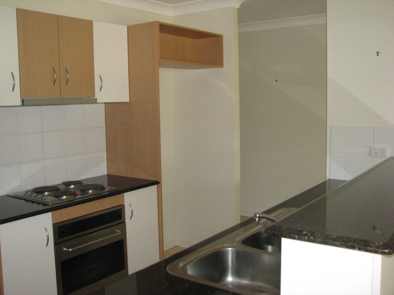 5/ 12 Geraldton Drive, Varsity Lakes QLD 4227