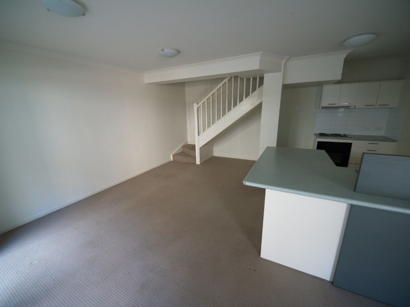 LH/30 Fleet Drive, Kippa-ring QLD 4021