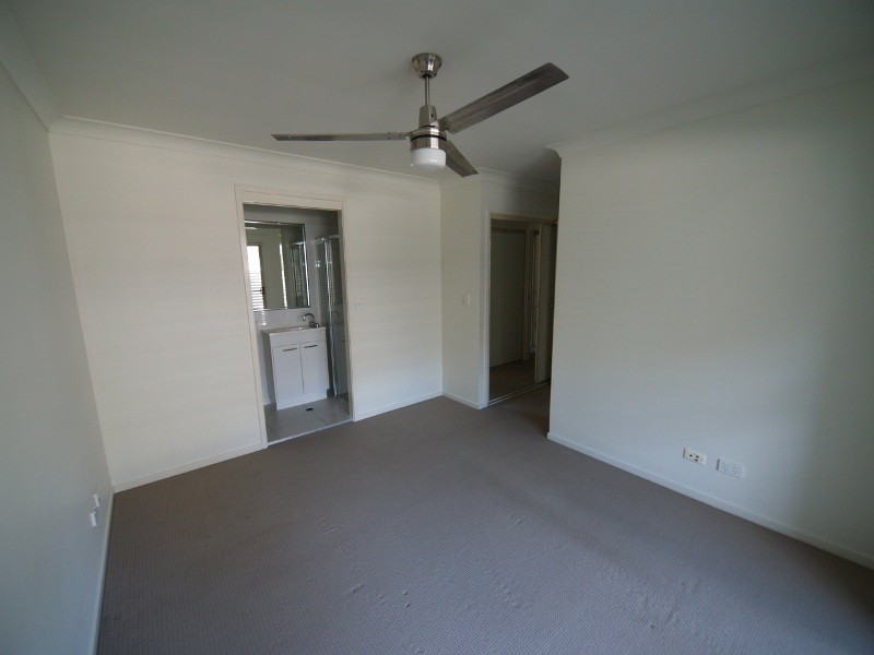 LH/30 Fleet Drive, Kippa-ring QLD 4021