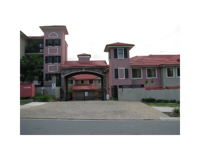 18 / 2  Geraldton Drive, Varsity Lakes QLD 4227