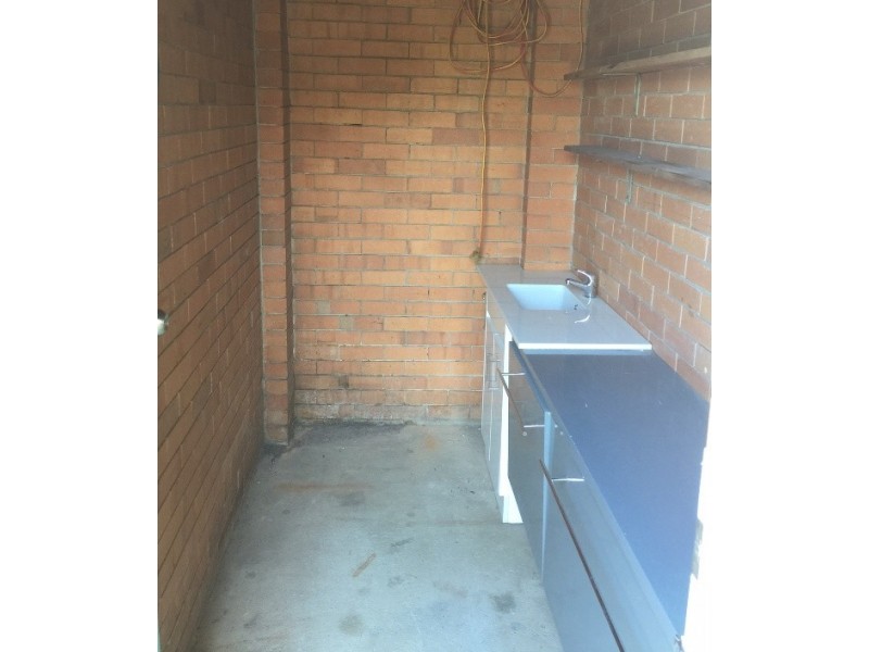 221 BENOWA ROAD, Benowa QLD 4217