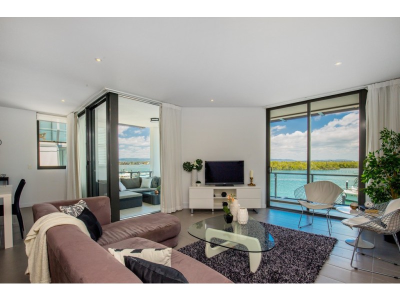 6208/ 6 MARINA PROMENADE, Paradise Point QLD 4216