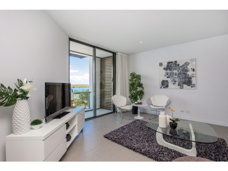 6208/ 6 MARINA PROMENADE, Paradise Point QLD 4216