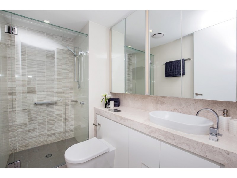 6208/ 6 MARINA PROMENADE, Paradise Point QLD 4216