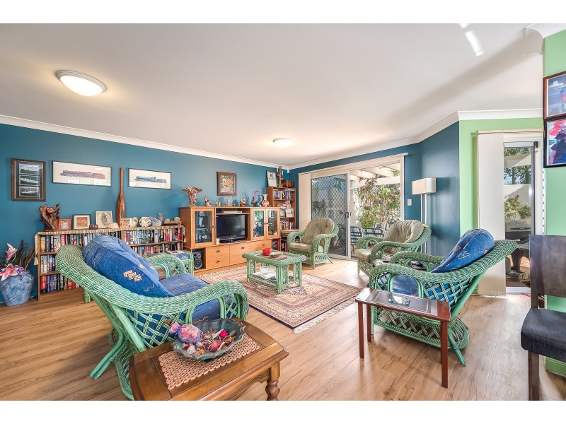 4 Apollo 100 Cotlew St East, Southport QLD 4215