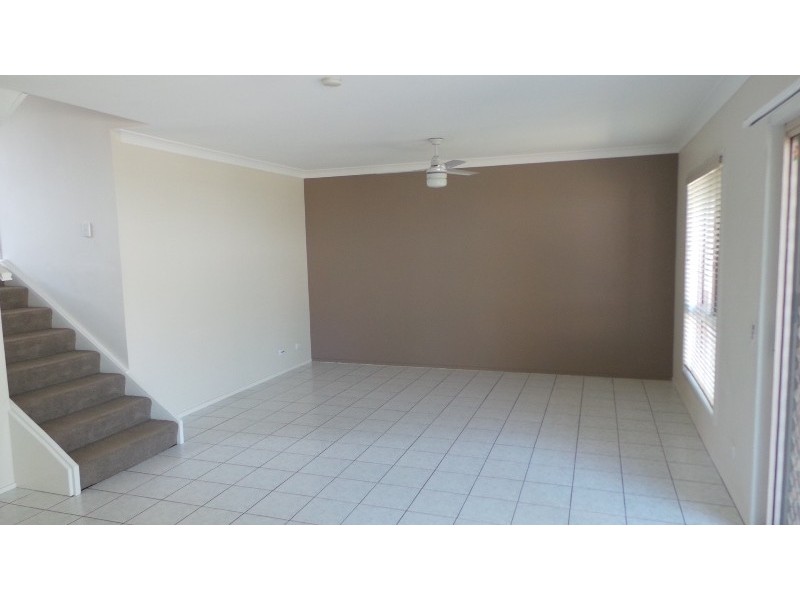 11 757 ASHMORE ROAD, Molendinar QLD 4214