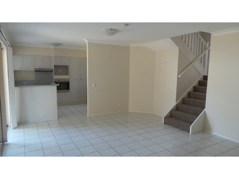 11 757 ASHMORE ROAD, Molendinar QLD 4214