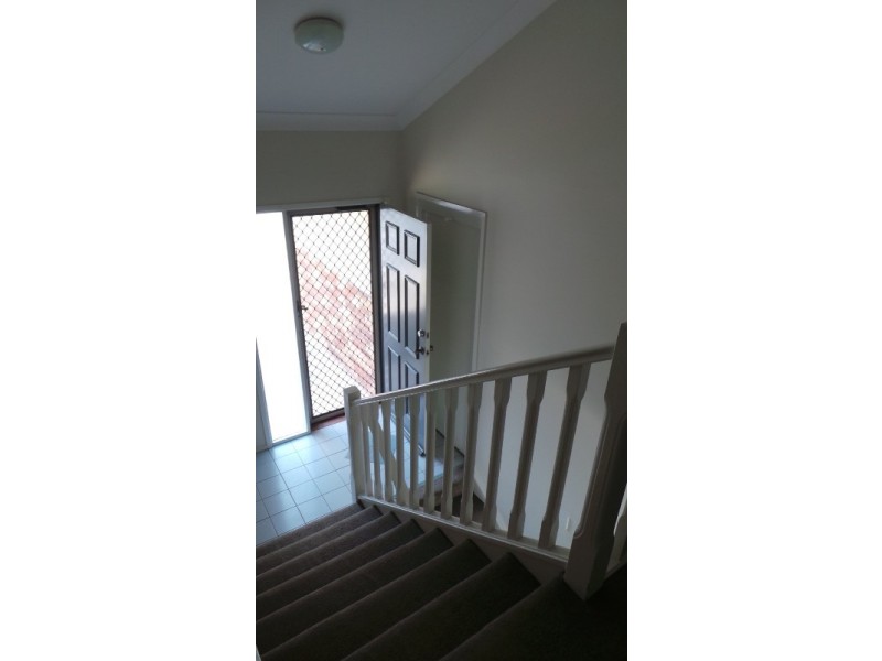 11 757 ASHMORE ROAD, Molendinar QLD 4214