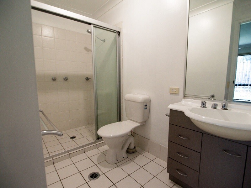 590 Pine Ridge Road, Coombabah QLD 4216