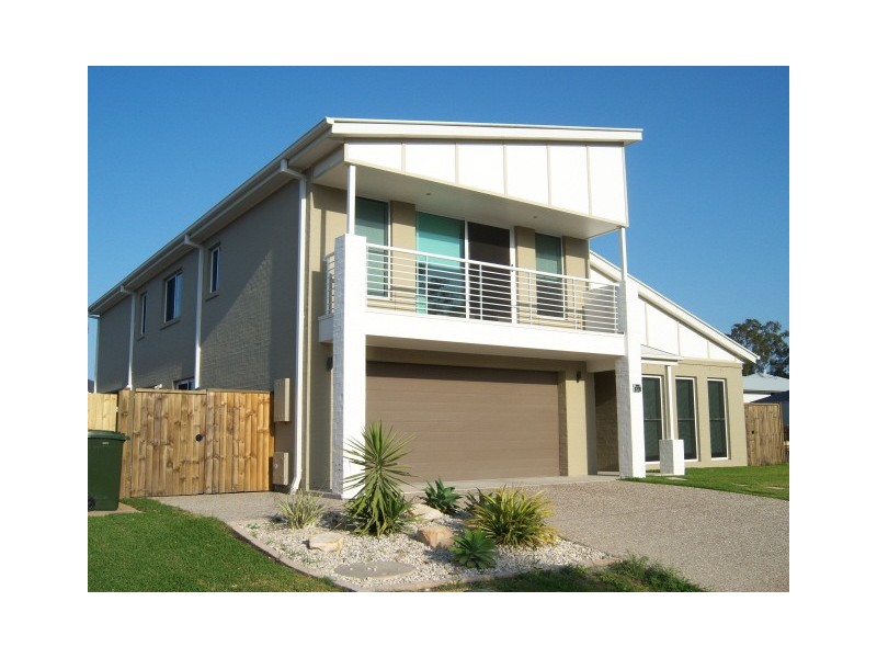 64 RedGum Crescent, Wakerley QLD 4154