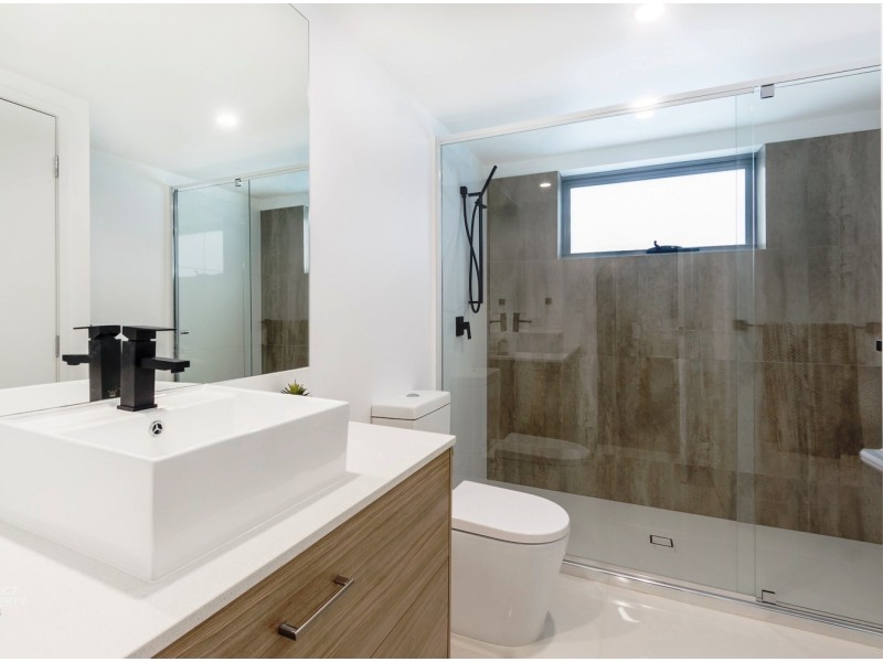 25 Walsh St, Milton QLD 4064