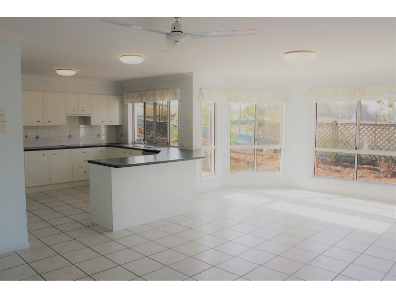 11 Kennet Place, Carina QLD 4152