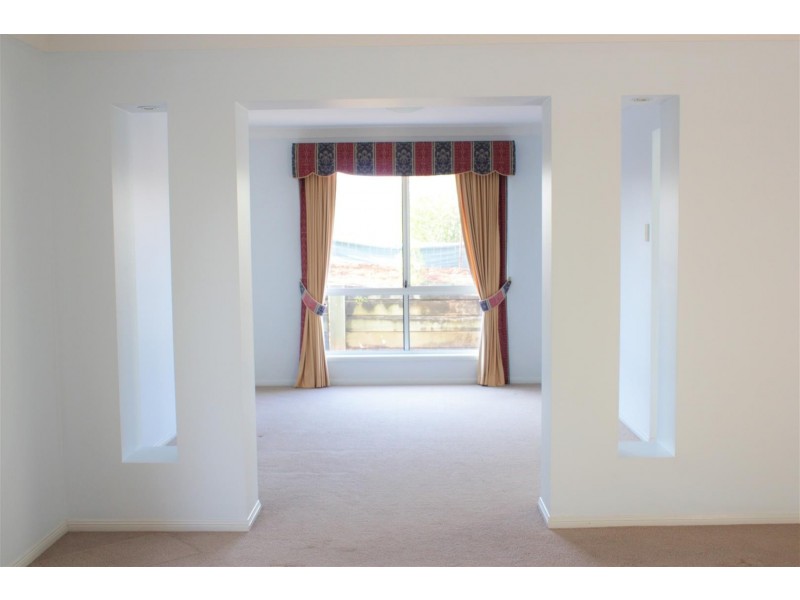 11 Kennet Place, Carina QLD 4152