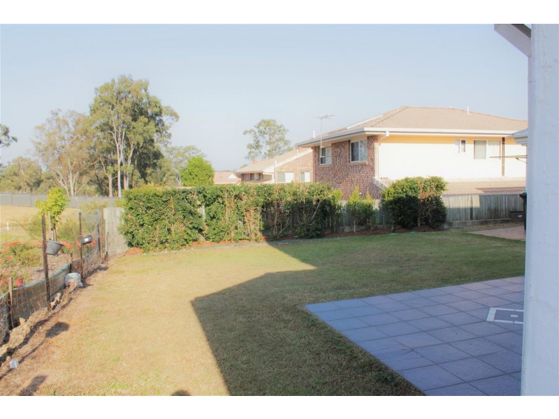 11 Kennet Place, Carina QLD 4152