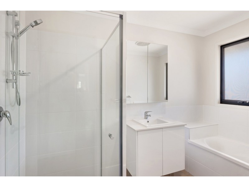 U1821/21 Springfield Parkway, Springfield QLD 4300