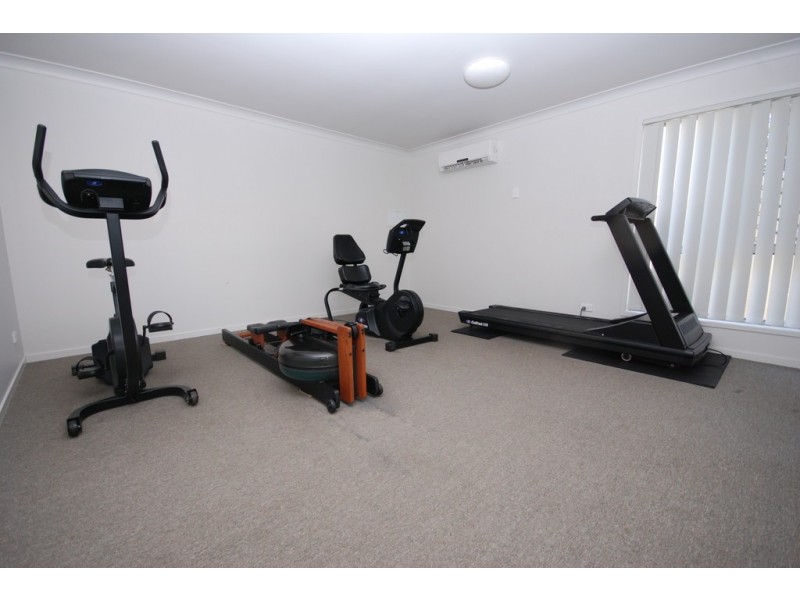 11/16 BLUEBIRD AVENUE, Ellen Grove QLD 4078