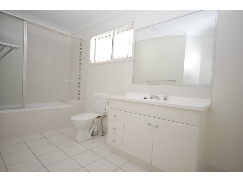 11/16 BLUEBIRD AVENUE, Ellen Grove QLD 4078