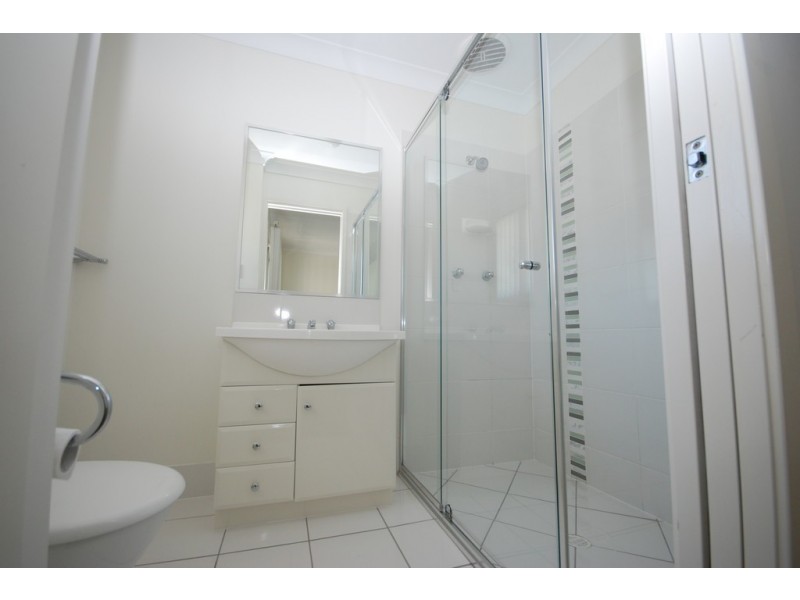 11/16 BLUEBIRD AVENUE, Ellen Grove QLD 4078