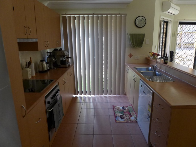 39 250 Sumners Road, Riverhills QLD 4074