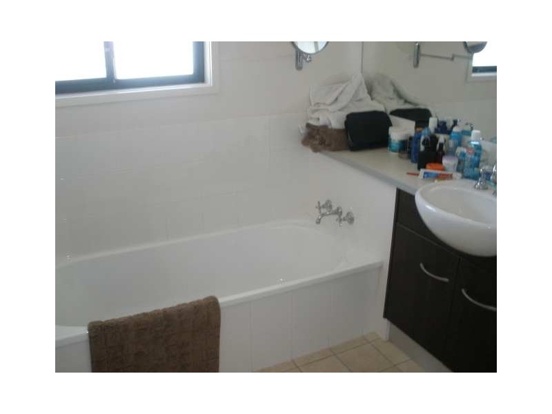 7/5 Central Avenue, Mount Ommaney QLD 4074