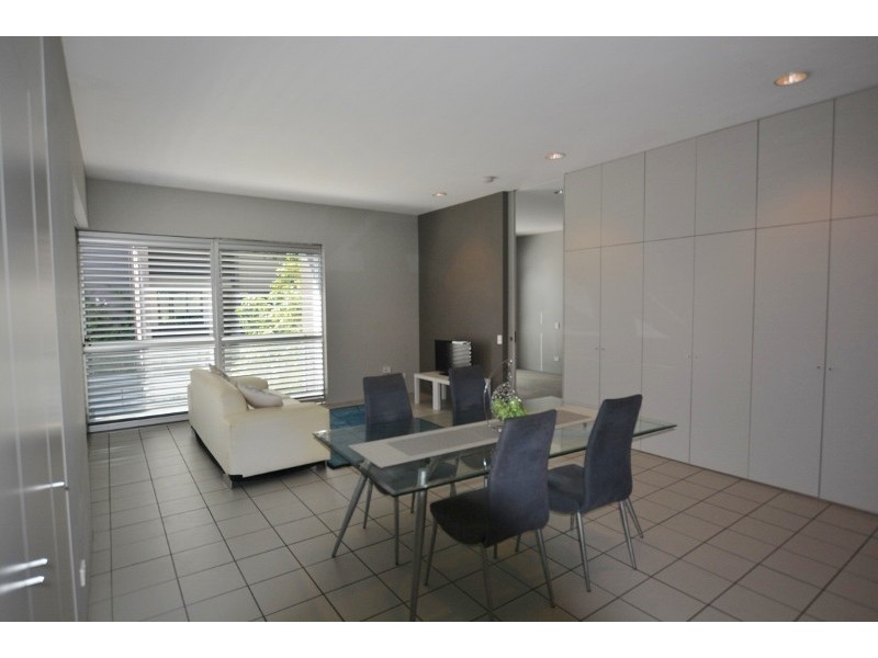 38 Skyring Terrace, Teneriffe QLD 4005