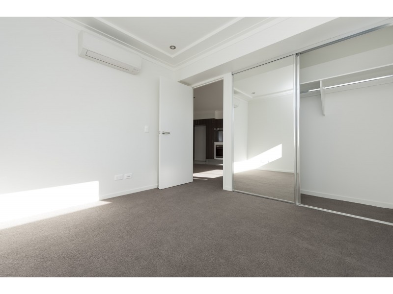 302/35 McDougall Street, Milton QLD 4064