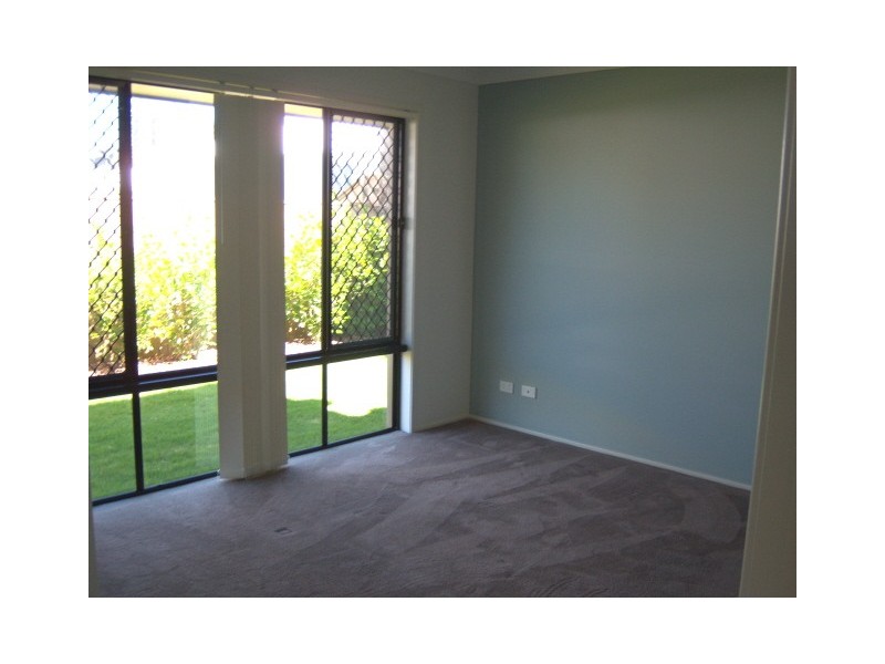 3 Lachlan Drive, Wakerley QLD 4154