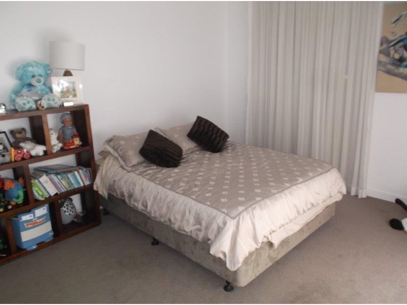 15 SALACIA DRIVE, Paradise Point QLD 4216
