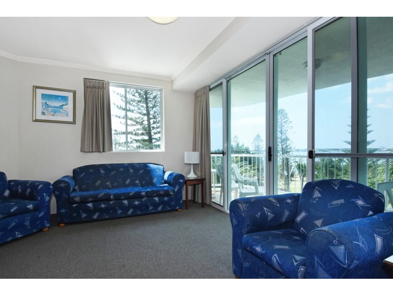 307/182 Marine Parade, Labrador QLD 4215