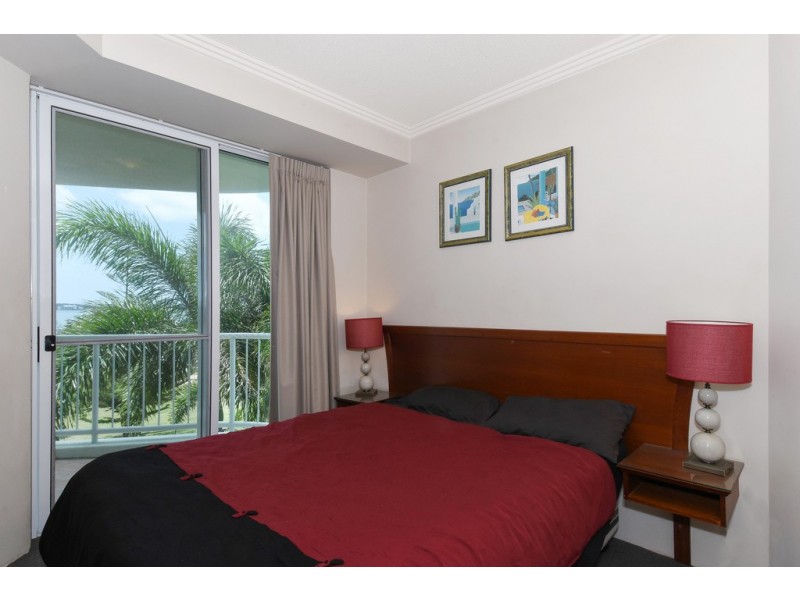 307/182 Marine Parade, Labrador QLD 4215