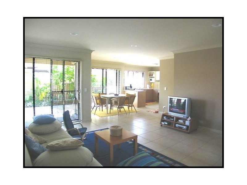 14/52 PINE VALLEY DRIVE, Robina QLD 4226