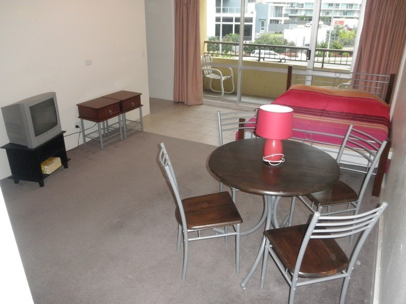 203 / 2 Barney Street, Southport QLD 4215