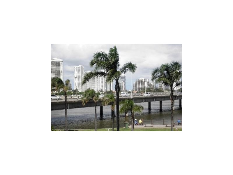 206 /2 Barney Street, Southport QLD 4215