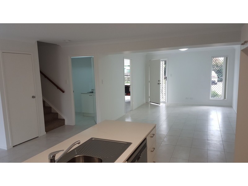 03 / 86 Jutland Street, Oxley QLD 4075