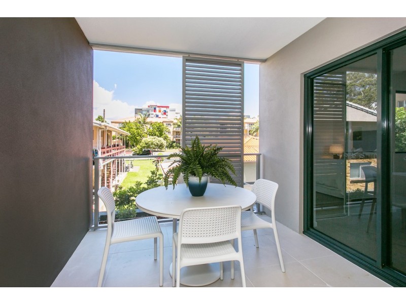 11 Andrews St, Southport QLD 4215