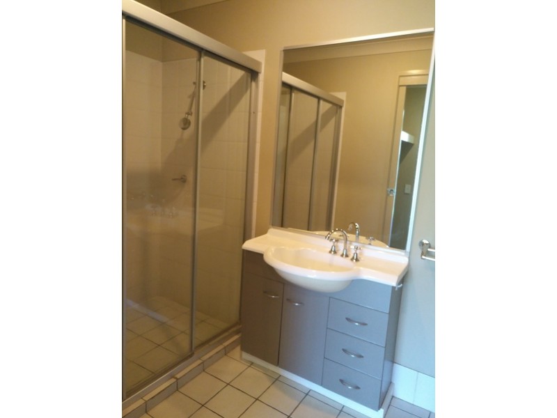 590 Pine Ridge Road, Coombabah QLD 4216