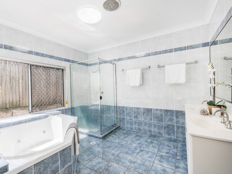 40 Carbeen Street, Bulimba QLD 4171