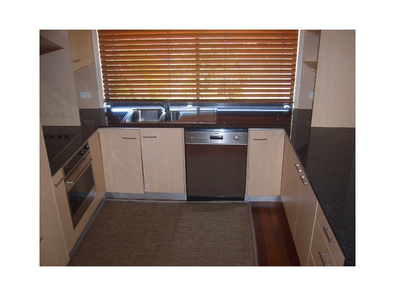 33A/4 University Drive, Robina QLD 4226