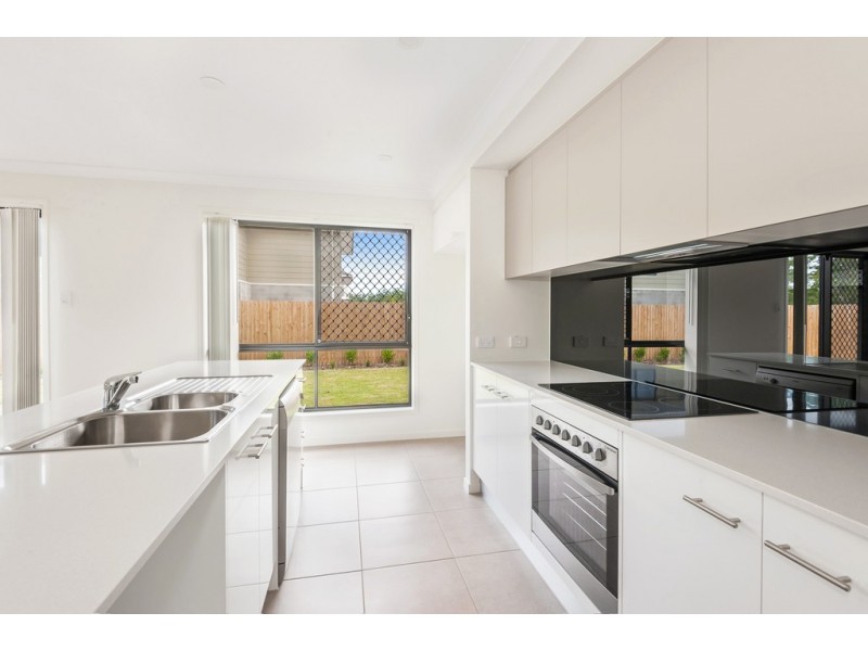 U1863 Springfield Parkway, Springfield QLD 4300